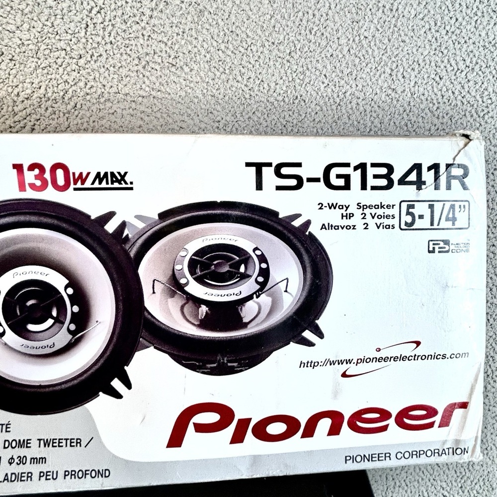 PIONEER TS-G6845R 250W 2-WAY 6x8 COAXIAL SPEAKERS PAIR Ford OPEN BOX NEW